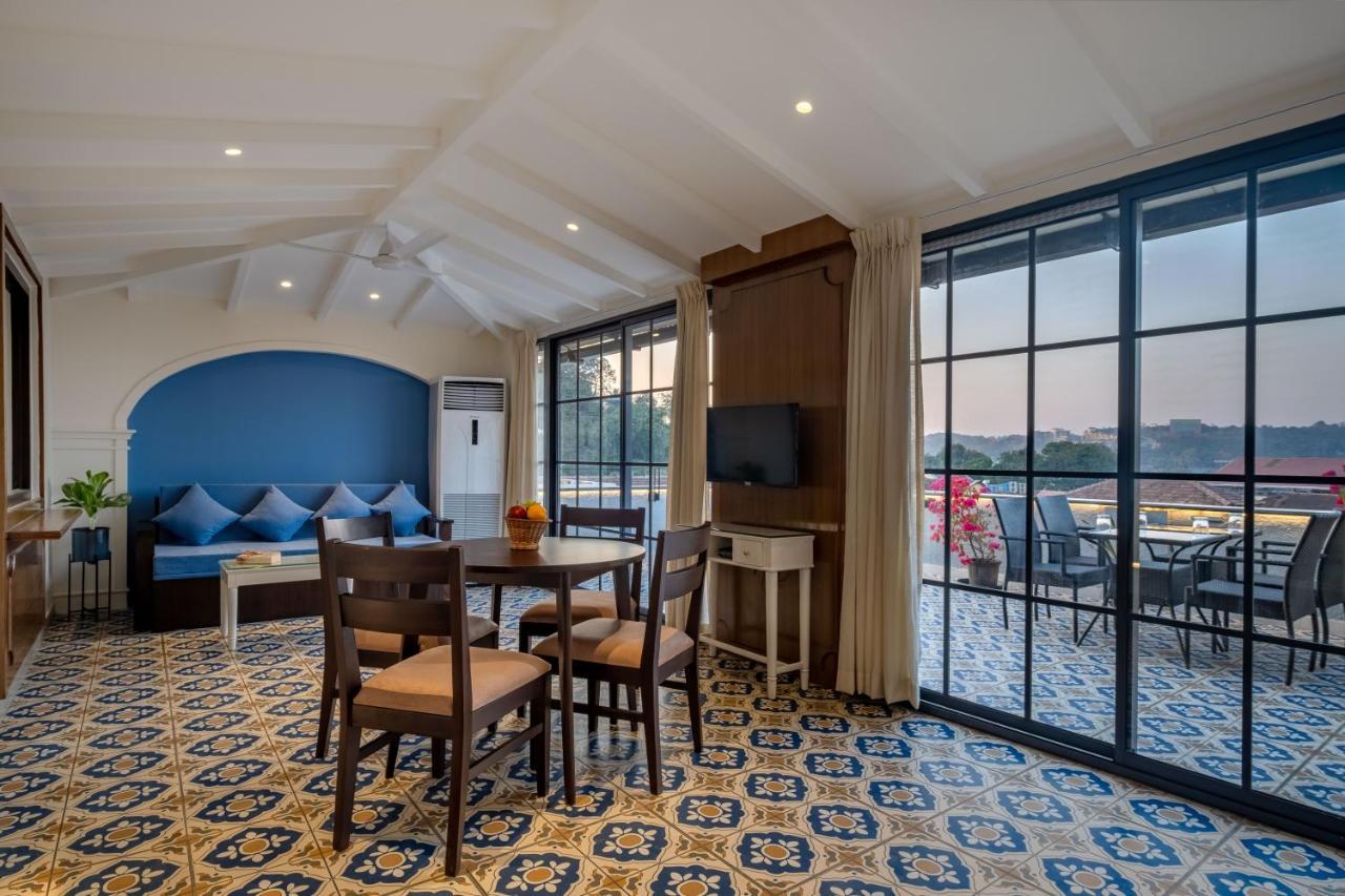 O Pierre - Fontainhas Hotel Panaji Ngoại thất bức ảnh