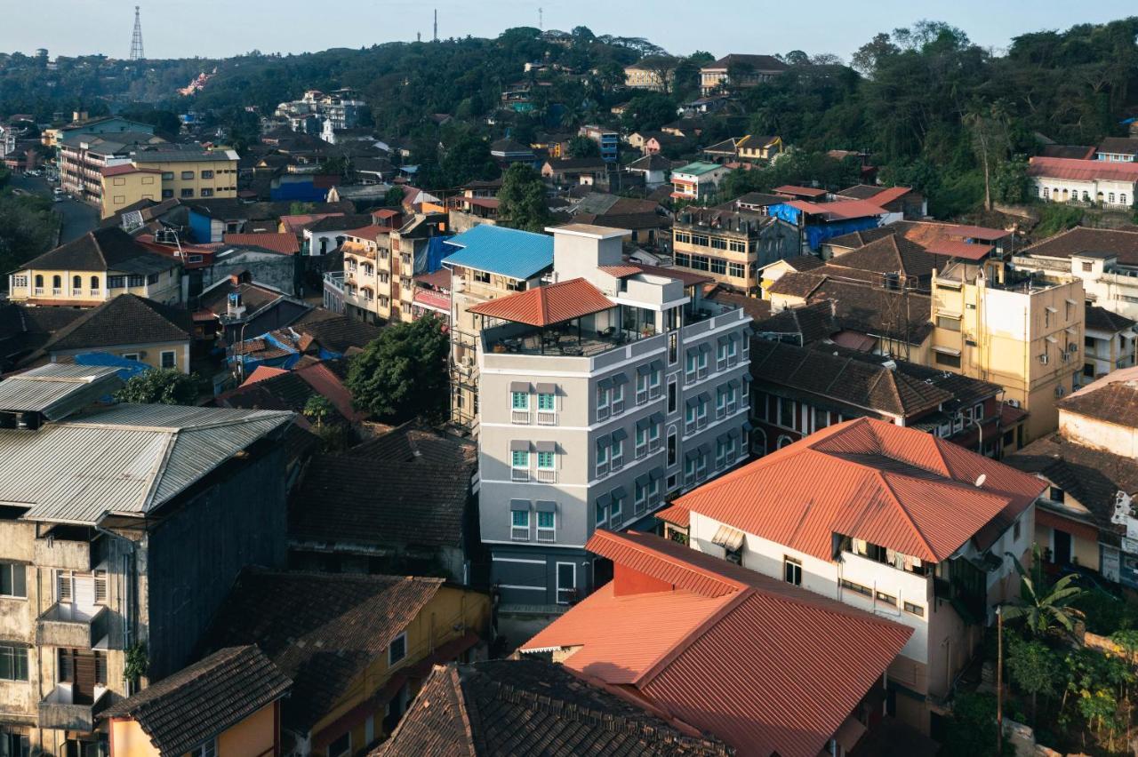 O Pierre - Fontainhas Hotel Panaji Ngoại thất bức ảnh
