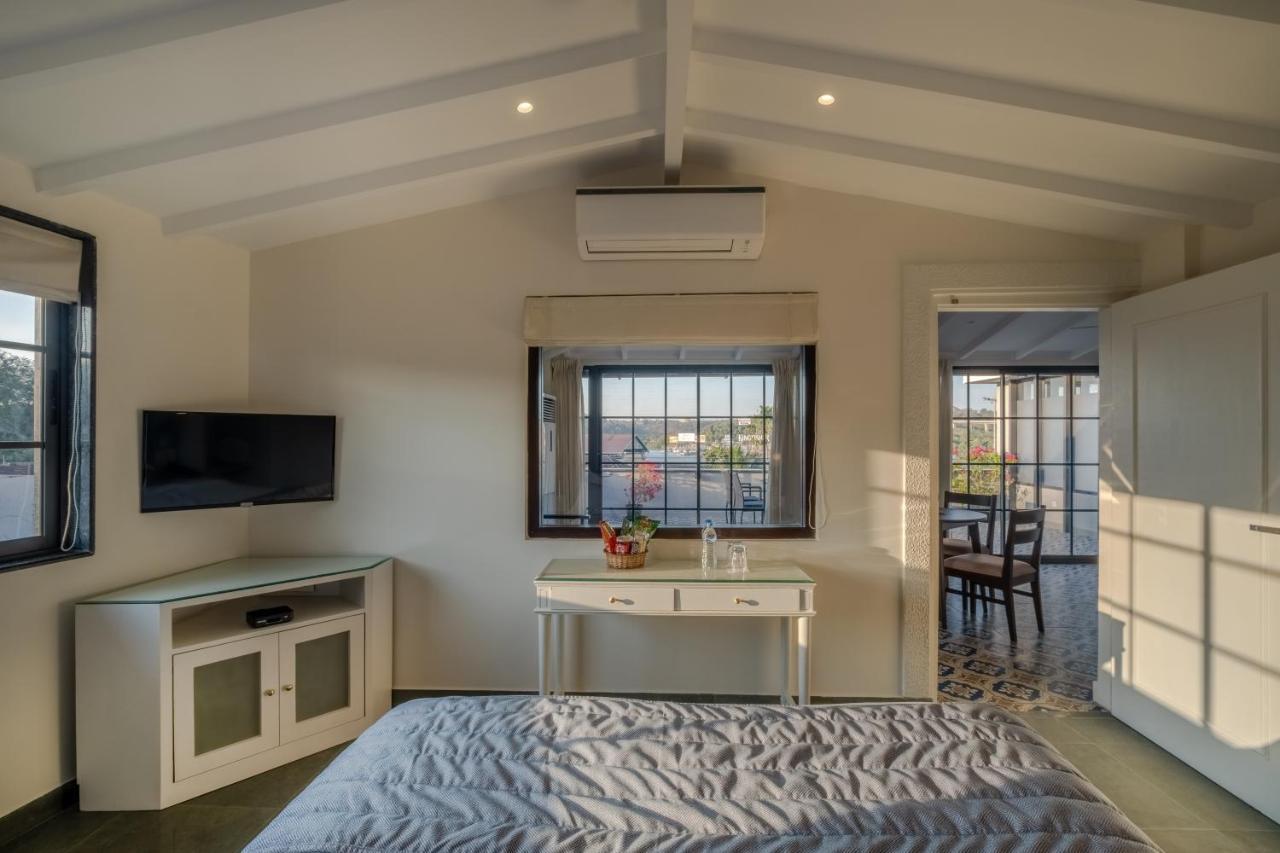 O Pierre - Fontainhas Hotel Panaji Ngoại thất bức ảnh